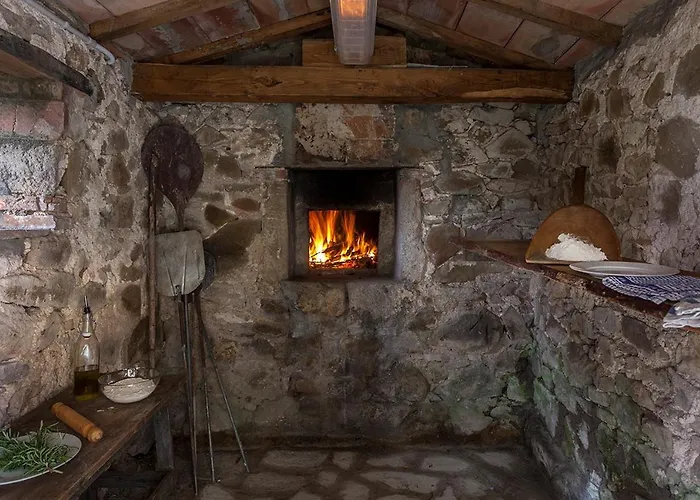 Casale Roccone Villa *