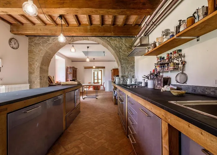 Casale Roccone Villa *